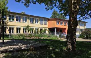 grosses Bild über die ganze Breite